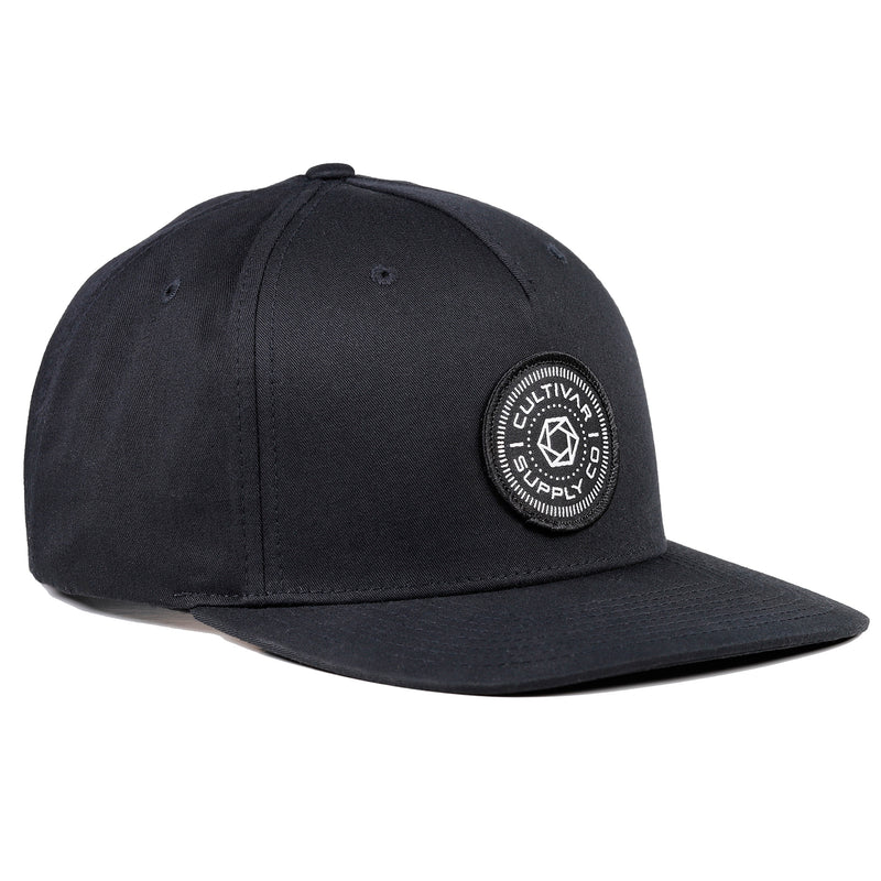 5 PANEL SNAP BACK - BLACK